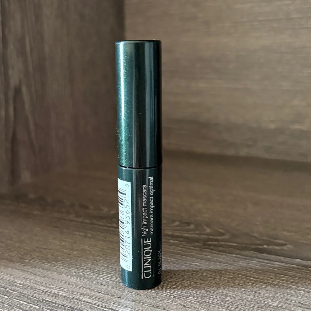 ❤️$3 NWT Clinique High Impact Mascara in Black 3.5ml